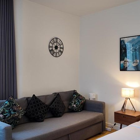 Stunning Piccadilly 1 Bedroom Flat In London Vr9 Bagian luar foto